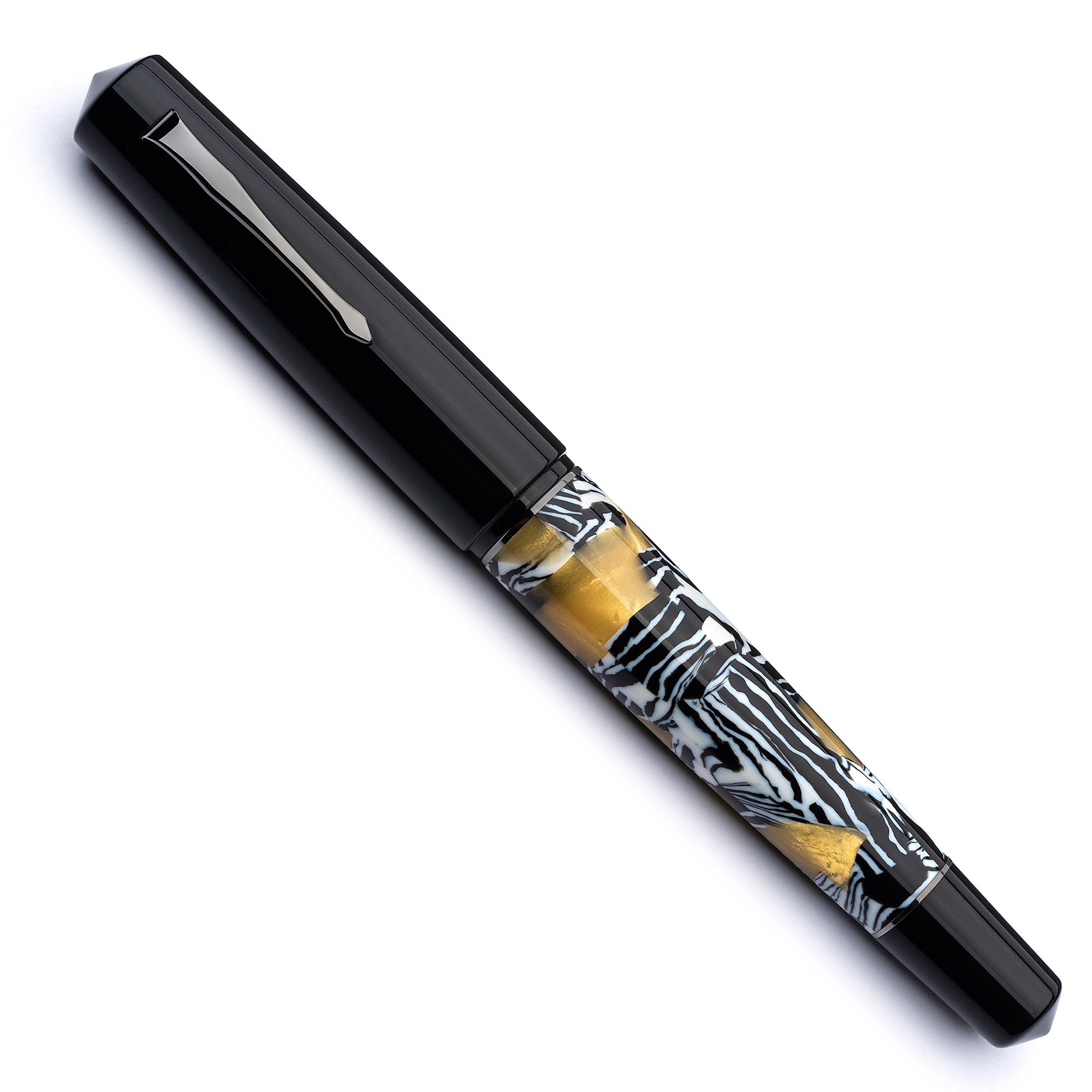 leonardo-officina-italiana-momento-zero-grande-minimalista-nero-e-zebra-celluloi image 2