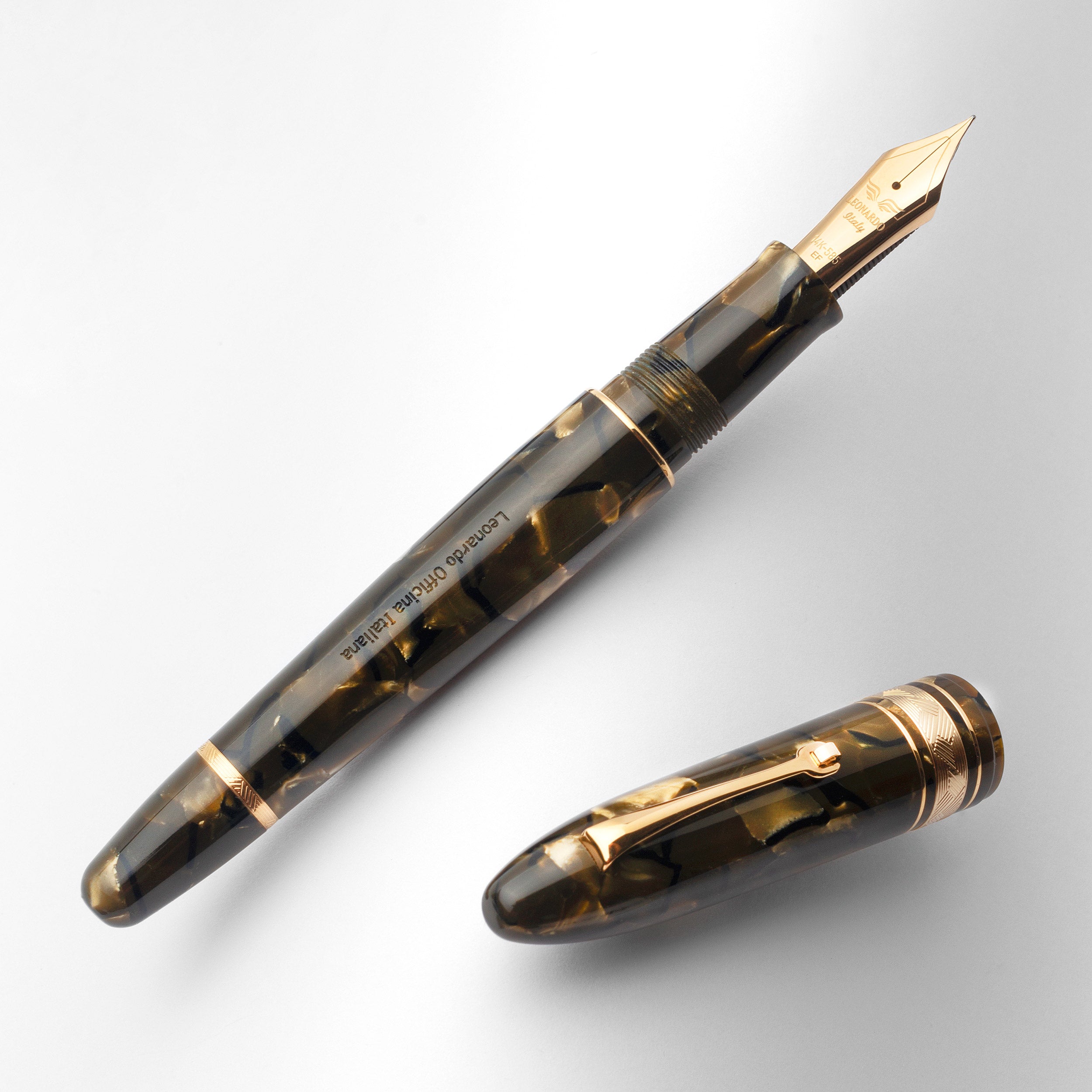 leonardo-officina-italiana-momento-zero-verde-saft-edizione-speciale-penna-stilo image 3