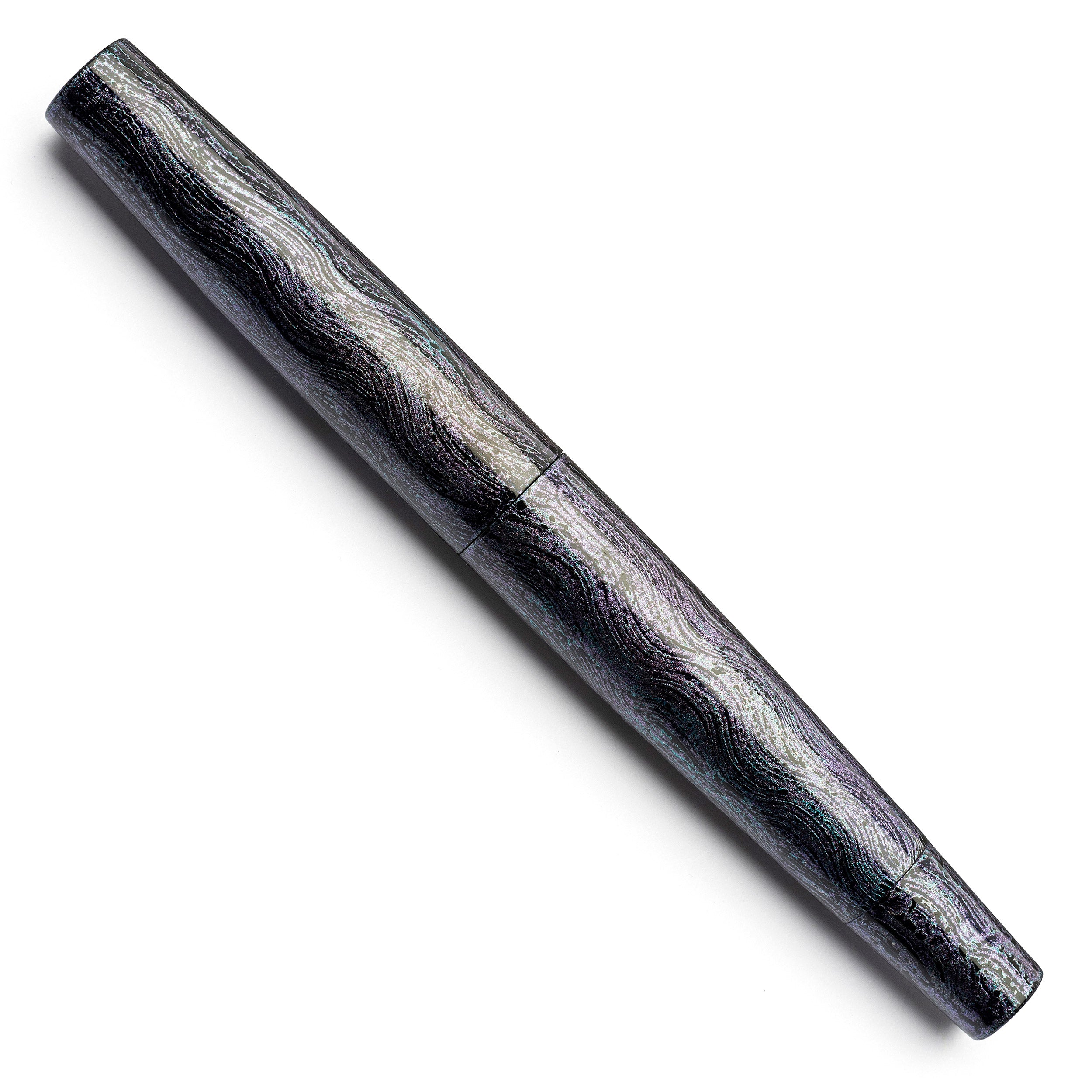 leonardo-officina-italiana-essenza-shigaiha-nuri-penna-stilografica-pennino-oro- image 2