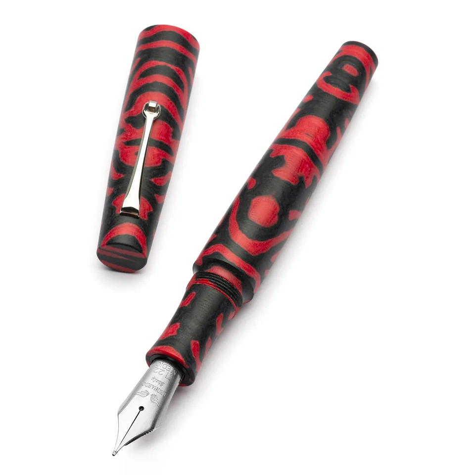leonardo-officina-italiana-momento-zero-grande-stilografica-micarta-psichedelico image 1