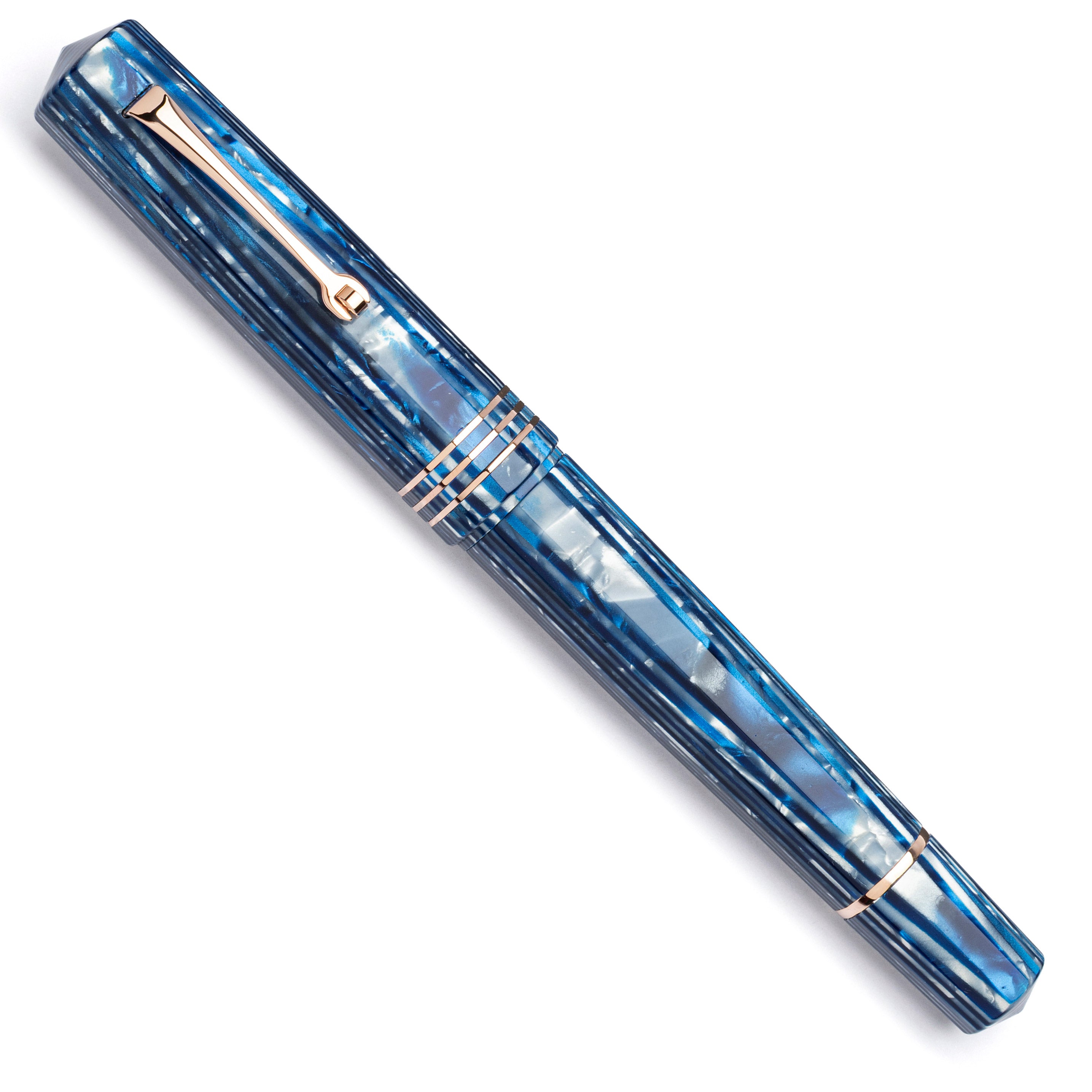 leonardo-officina-italiana-essenza-ebonite-etna-gold-penna-stilografica-pennino- image 3