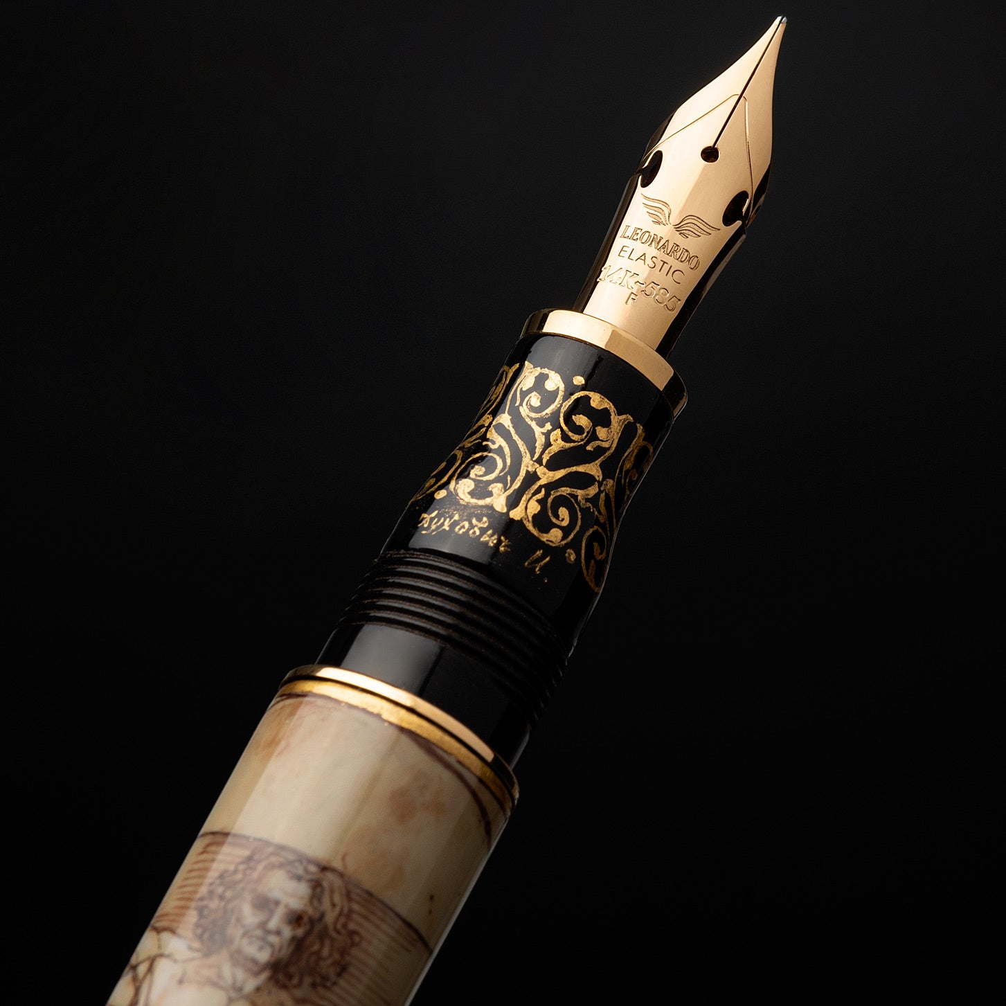 leonardo-officina-italiana-momento-zero-grande-leonardo-da-vinci-personalizzato- image 5