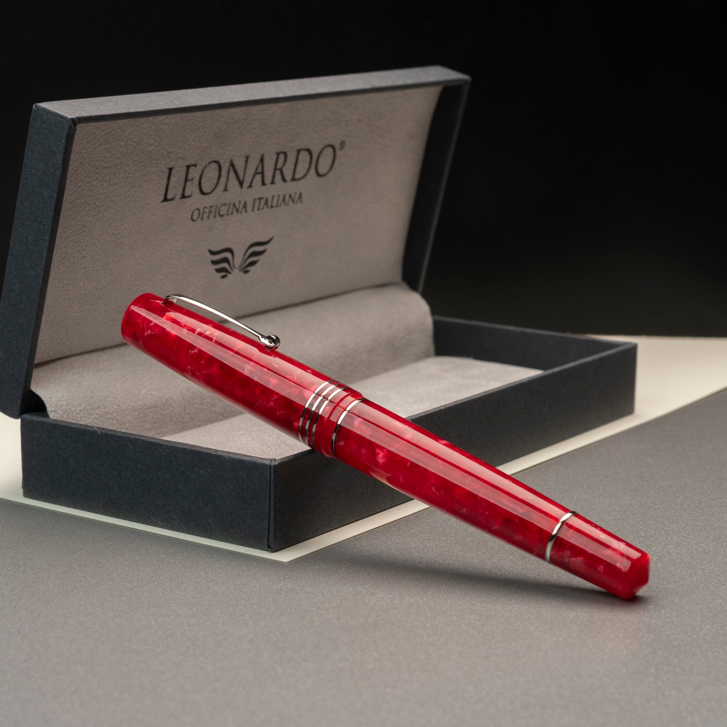 leonardo-officina-italiana-momento-zero-grande-2-0-marmo-rosso-penna-stilografic image 1