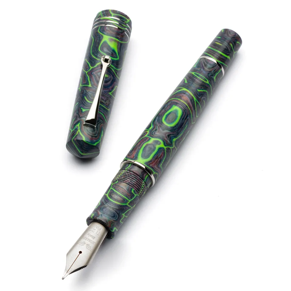 leonardo-officina-italiana-momento-zero-grande-micarta-fibra-penna-stilografica- image 1
